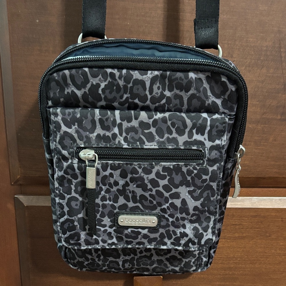 Baggalini Black and Gray Animal Print Crossbody Bag